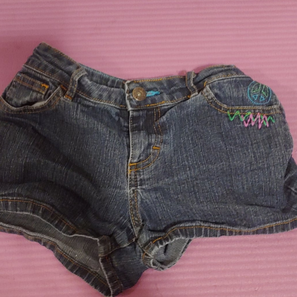 Peace shorts